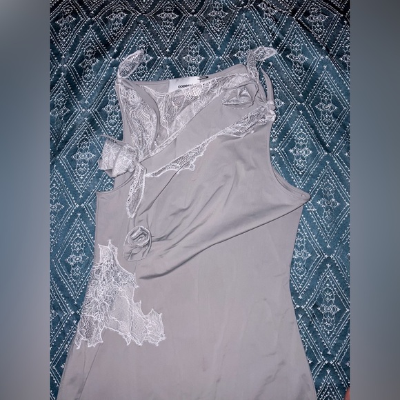 CoperniLace Flower Gown - Picture 4 of 6